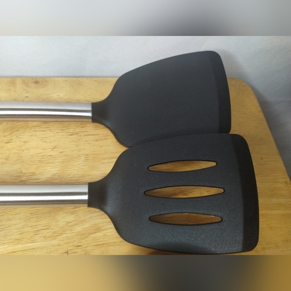 New 4pc Silicone Kitchen Utensils Spoon, Spatula Set - Picture 3 of 5